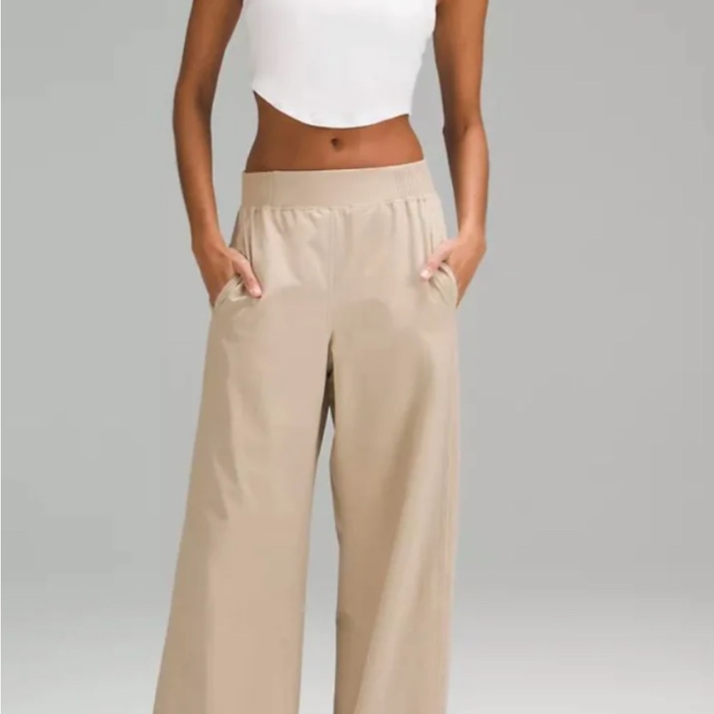 Lululemon Stretch Woven Wide-Leg High-Rise Pant Trench Size 4 29”